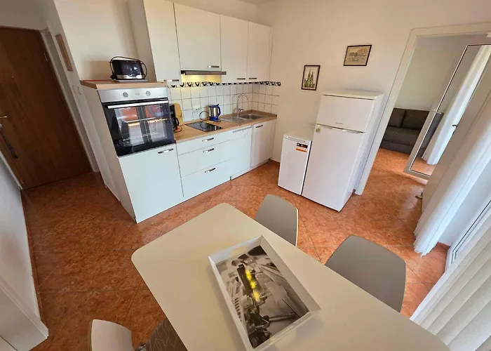 House And Apts. In 27322 * Novi Vinodolski